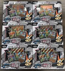 Victini Illustration Black & White Case (6 inside)